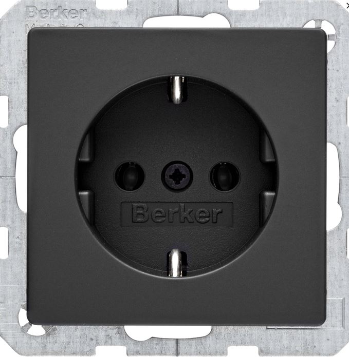 Berker | 47436086   / SCHUKO    Q.x Berker