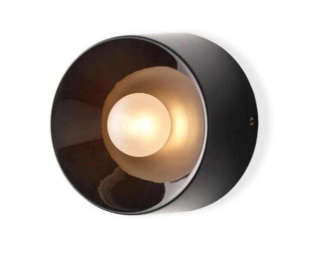 REPLICA | Anton replika by Volker Haug Studio   REPLICA