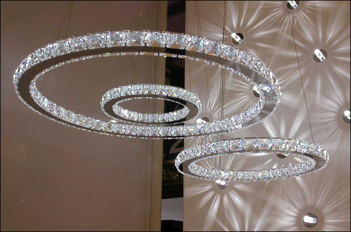 Swarovski | CIRCLE D630    LED Hmax 2000 Swarovski A.9943 NR 000 117