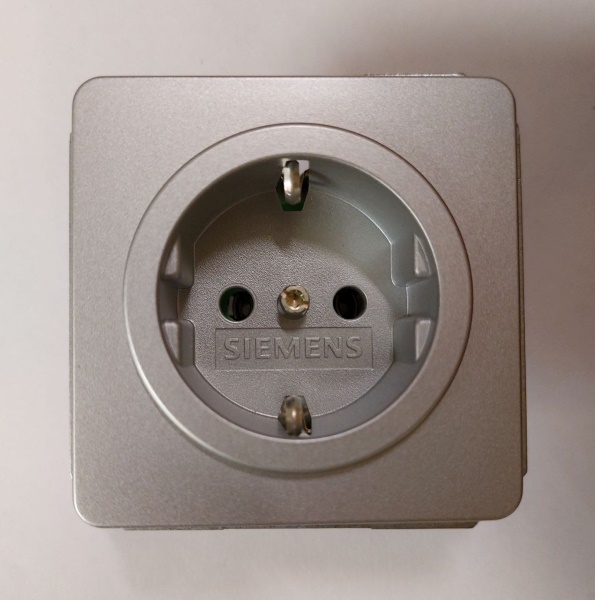 SIEMENS | 5UB1467 ������� � ������������ �������� ��������� ������� SCHUKO 10A Delta Profil Siemens